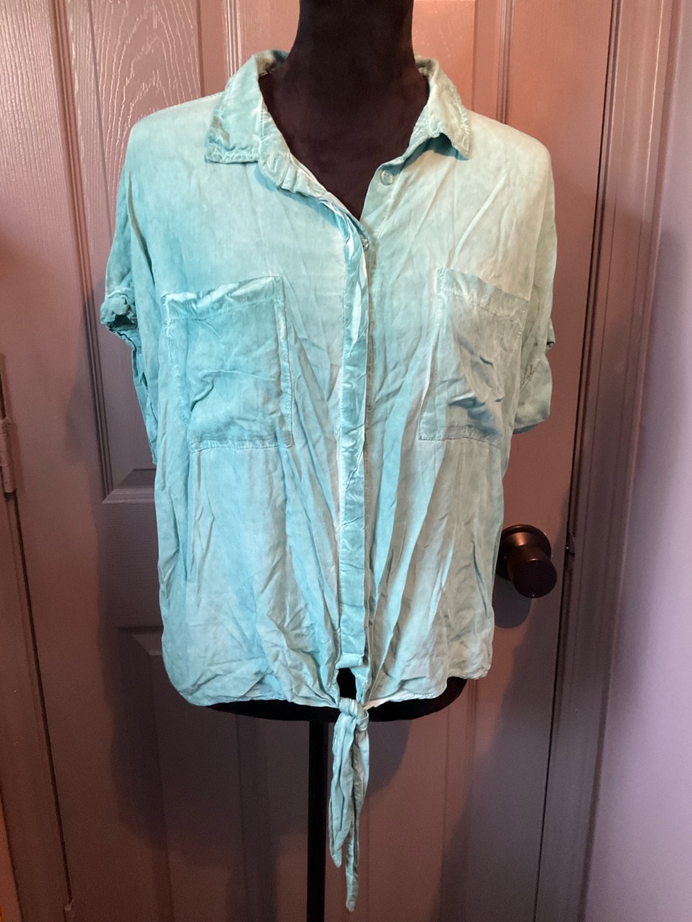 Velvet heart XL green button down tie top